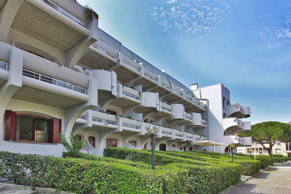 Aparthotel Ponza Lignano Sabbiadoro Exteriér fotografie